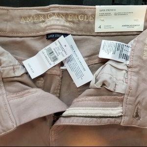 AE Dusty Rose Super Stretch Hi-Rise Jeggings